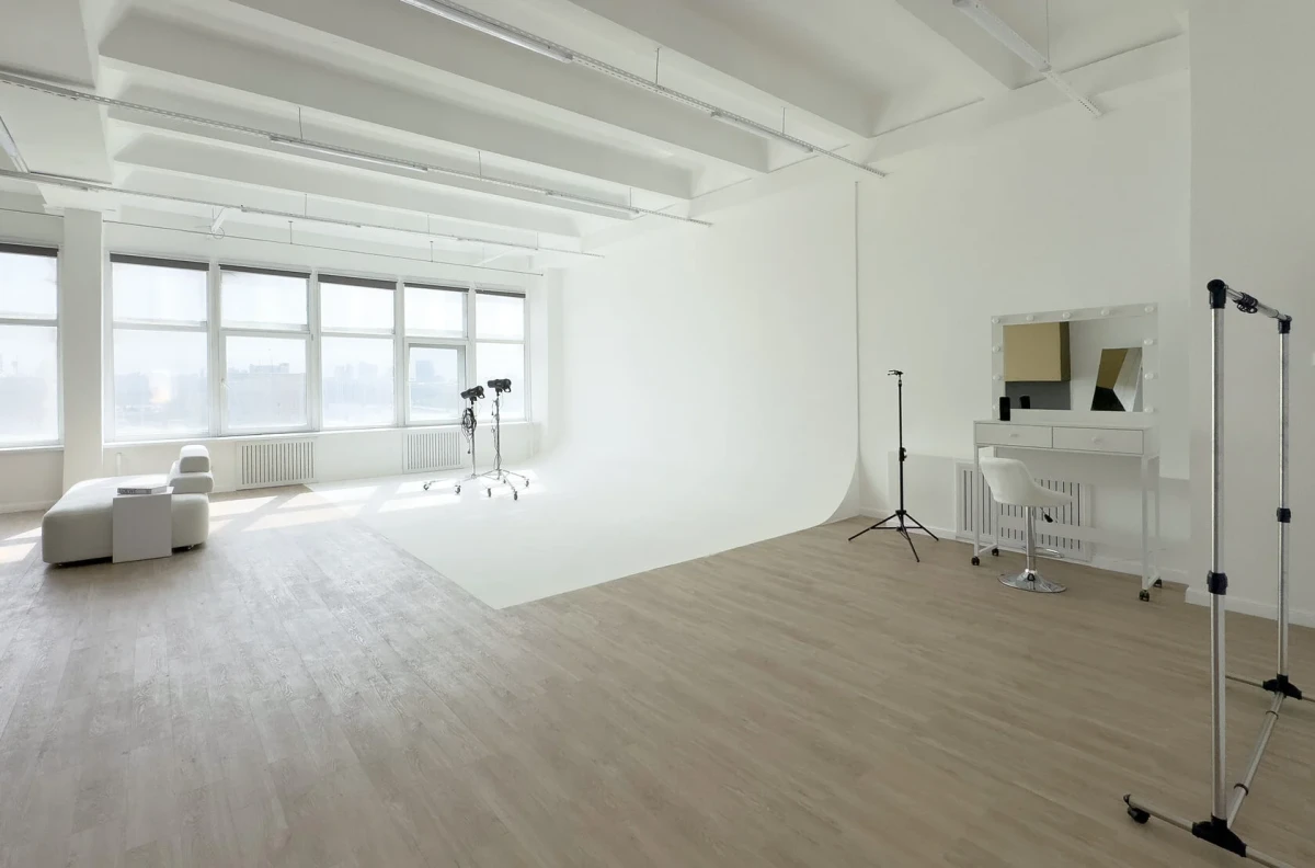 SunSide  Зал SHELL (м. Киевская)