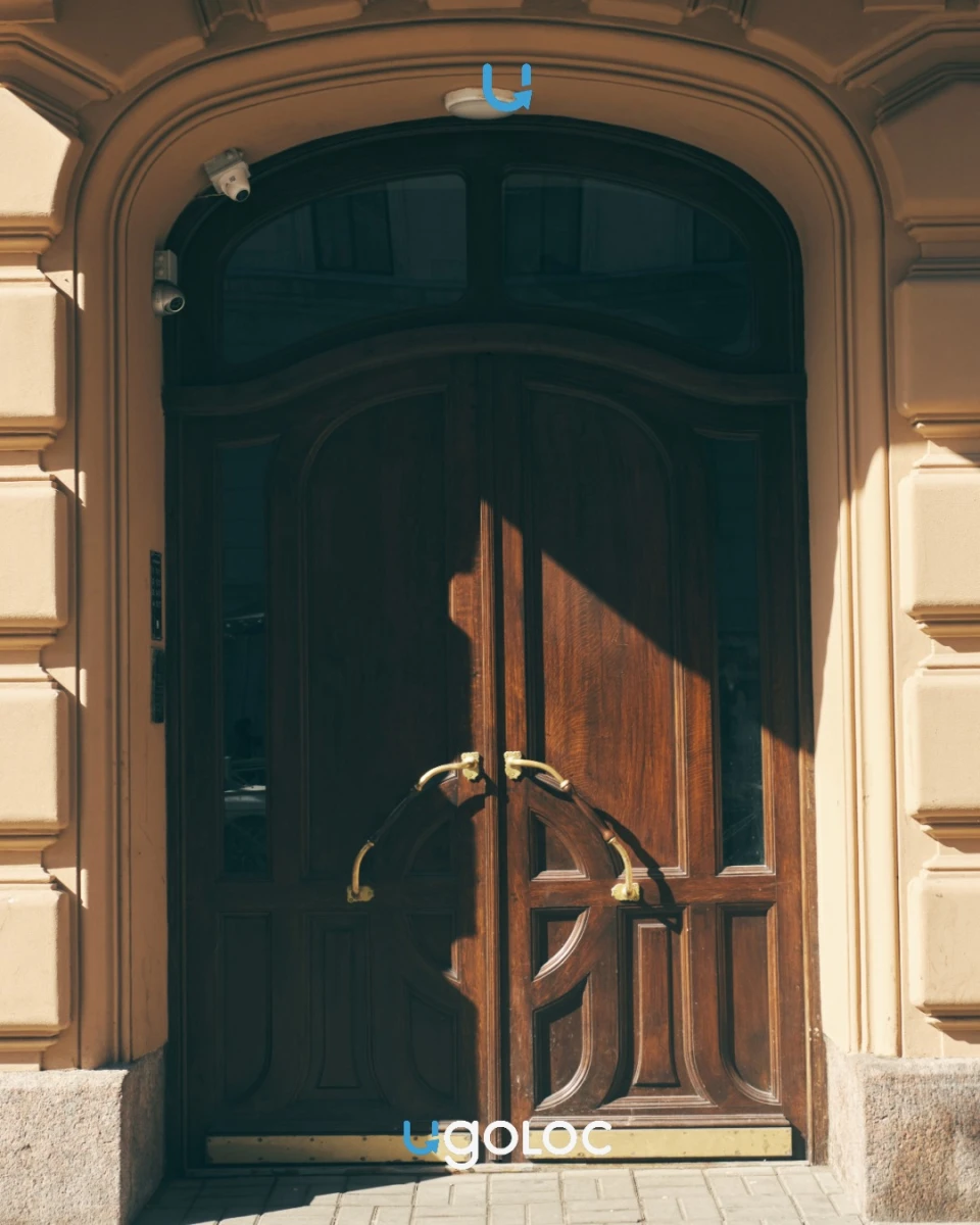 Парадная доходного дома A.Е. Бурцева