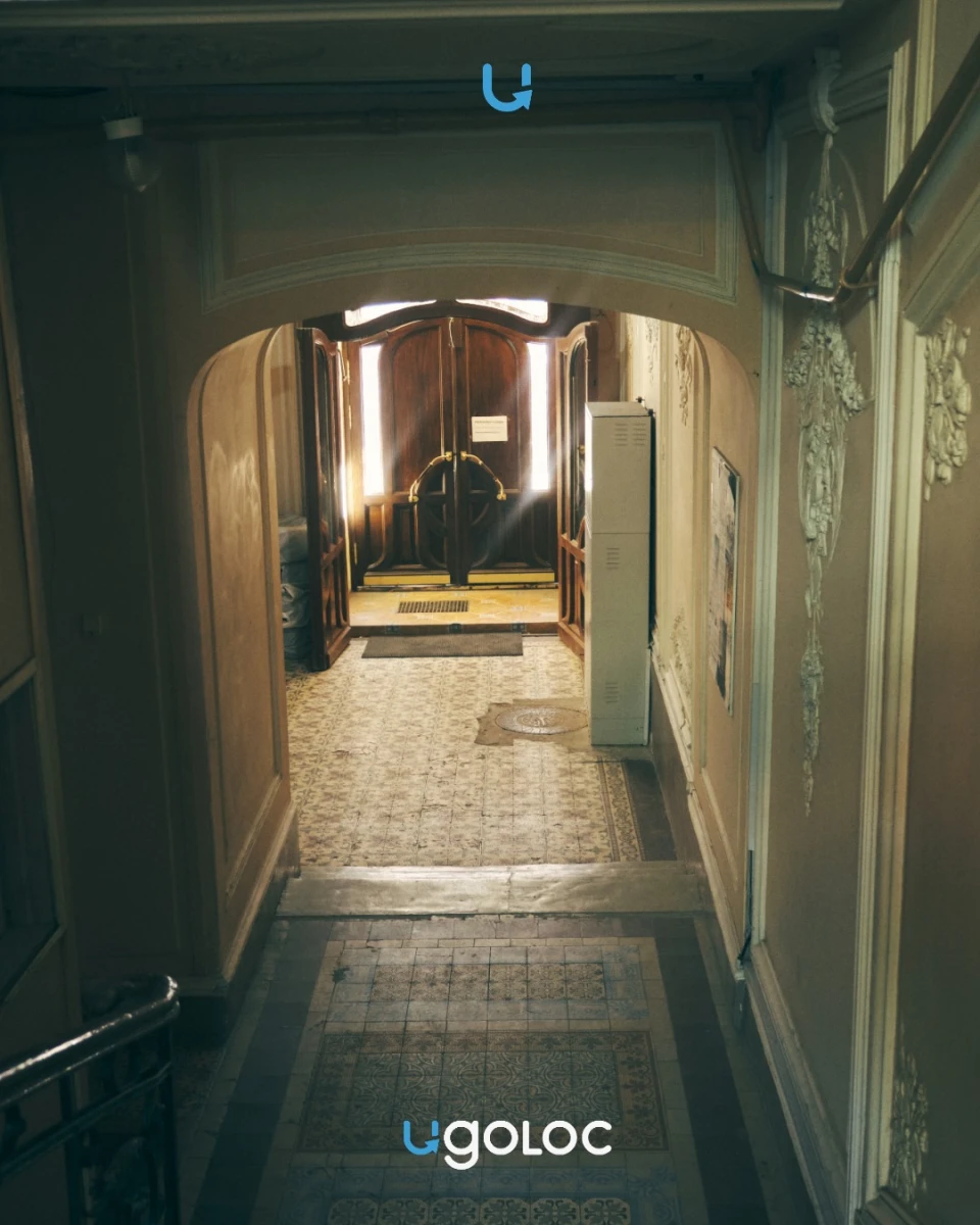 Парадная доходного дома A.Е. Бурцева