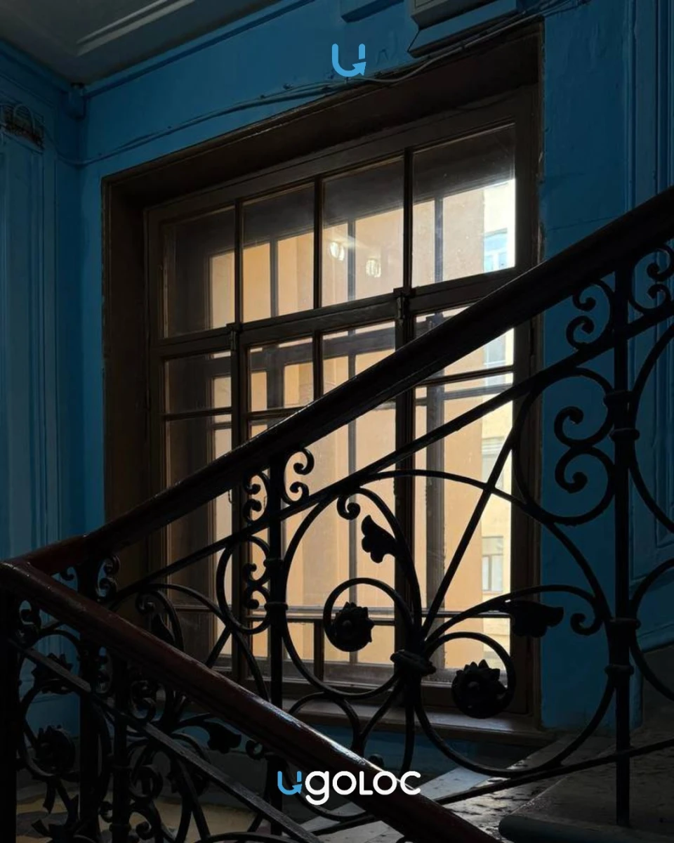 Парадная доходного дома Батуева