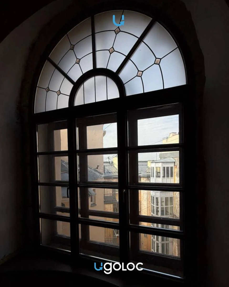 Лестница в доме на Некрасова