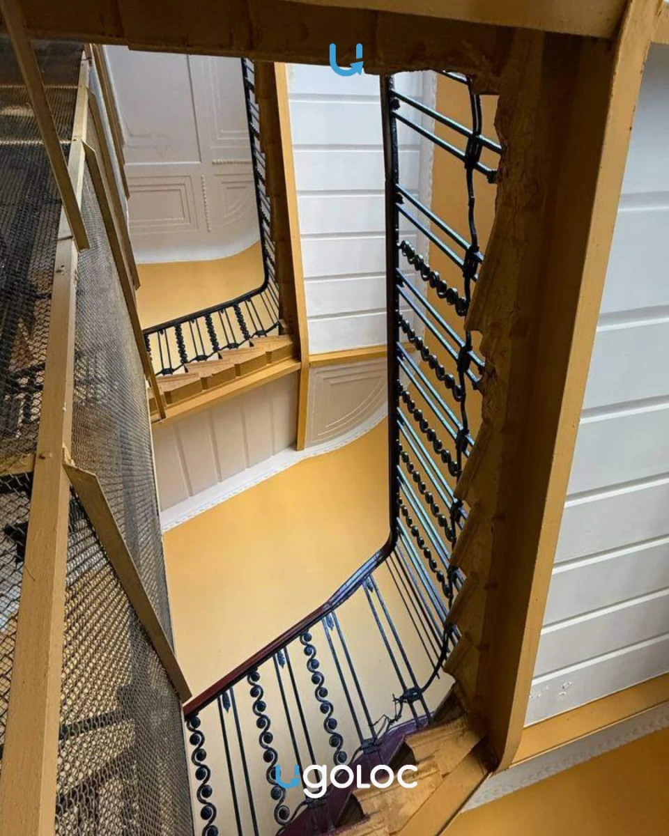 Лестница в доме на Некрасова