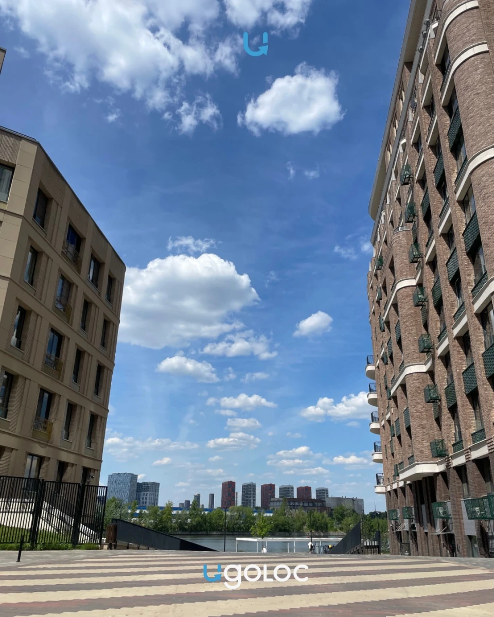 Набережная, Лихачева 12к4