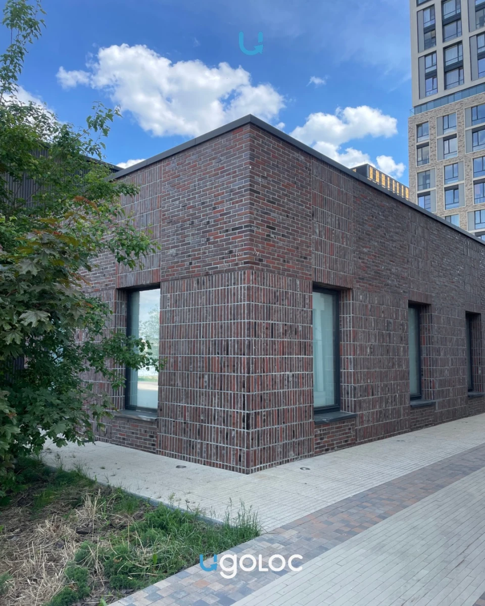 Локация на Лихачёва, 10