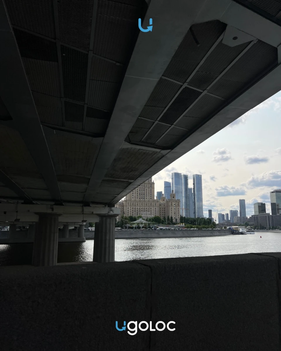 Новоарбатский мост