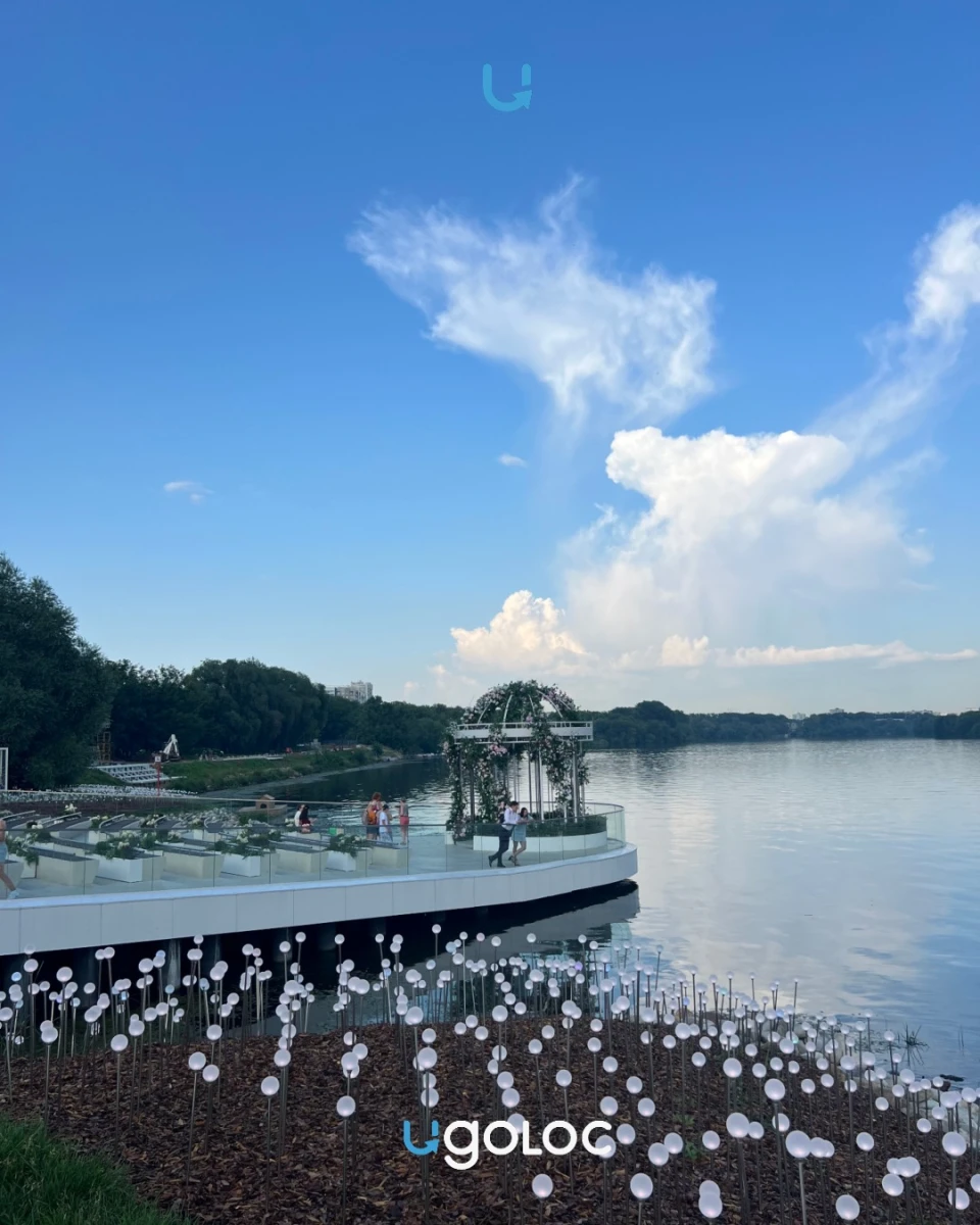 Набережная музея-заповедника Коломенское