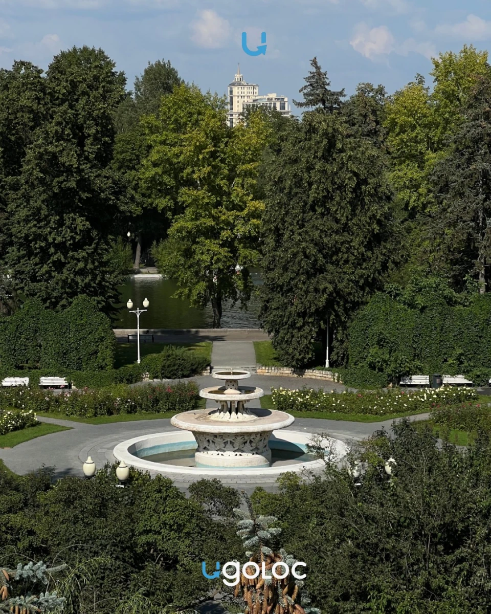 Фонтан в парке Горького