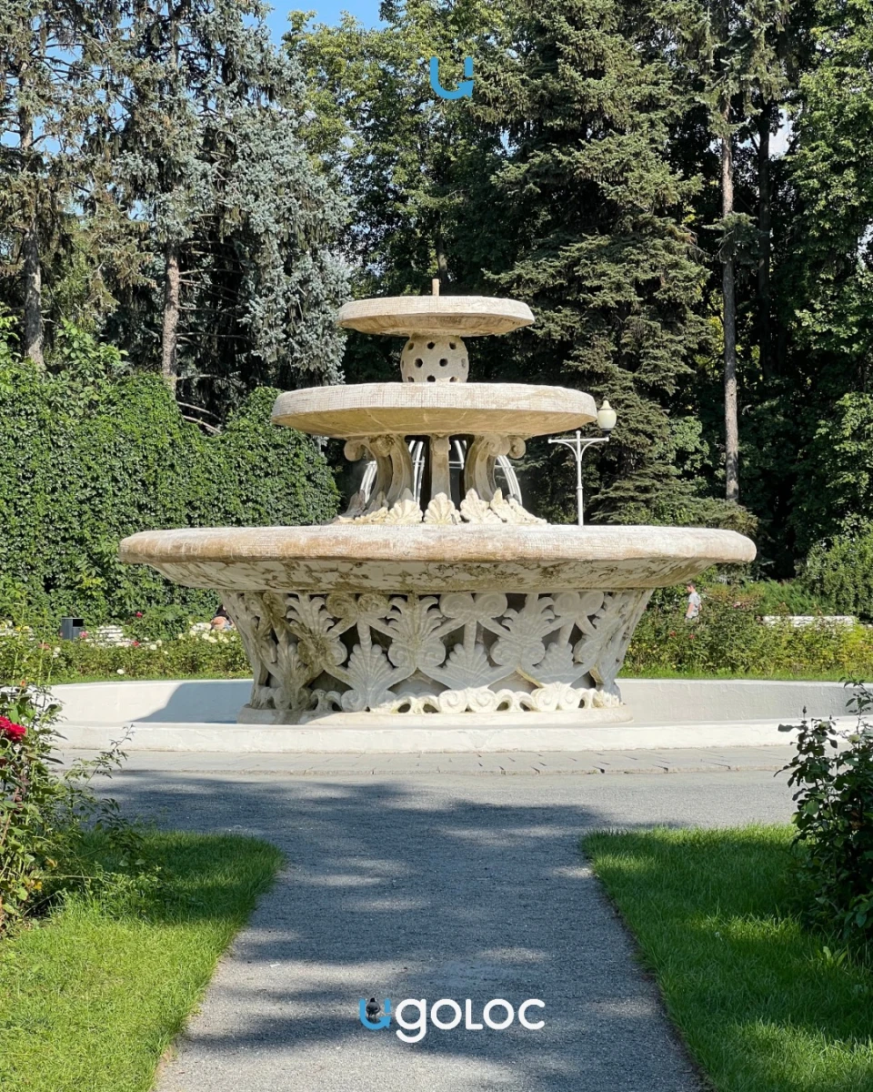 Фонтан в парке Горького