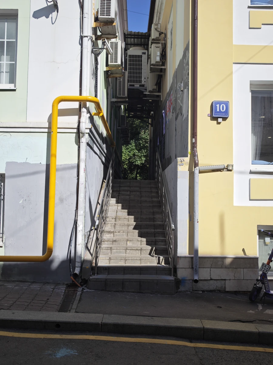 Хохловский переулок