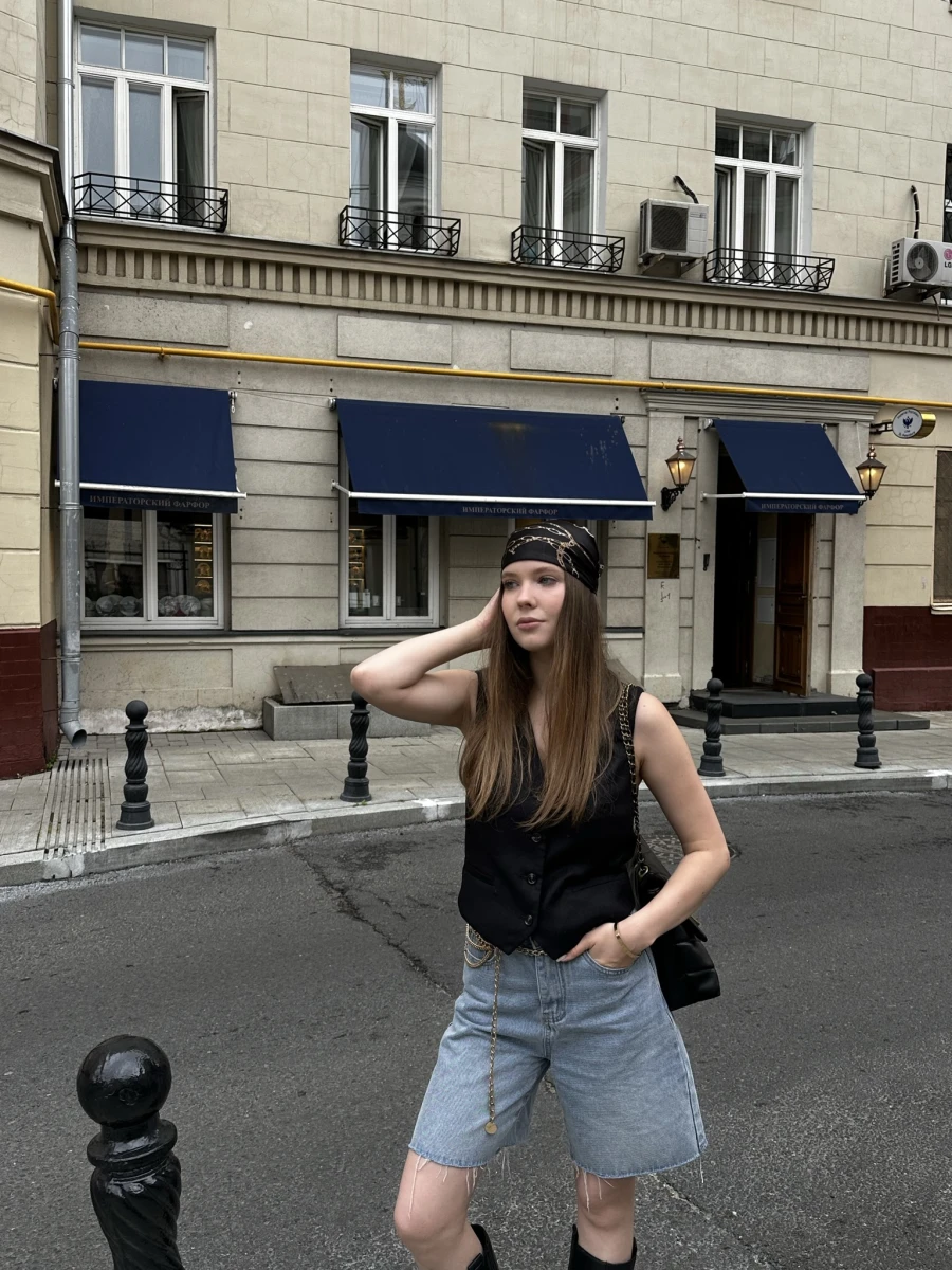 Переулок на патриарших прудах