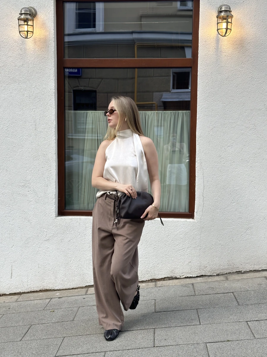 Фасад кафе «Анчоус клаб»