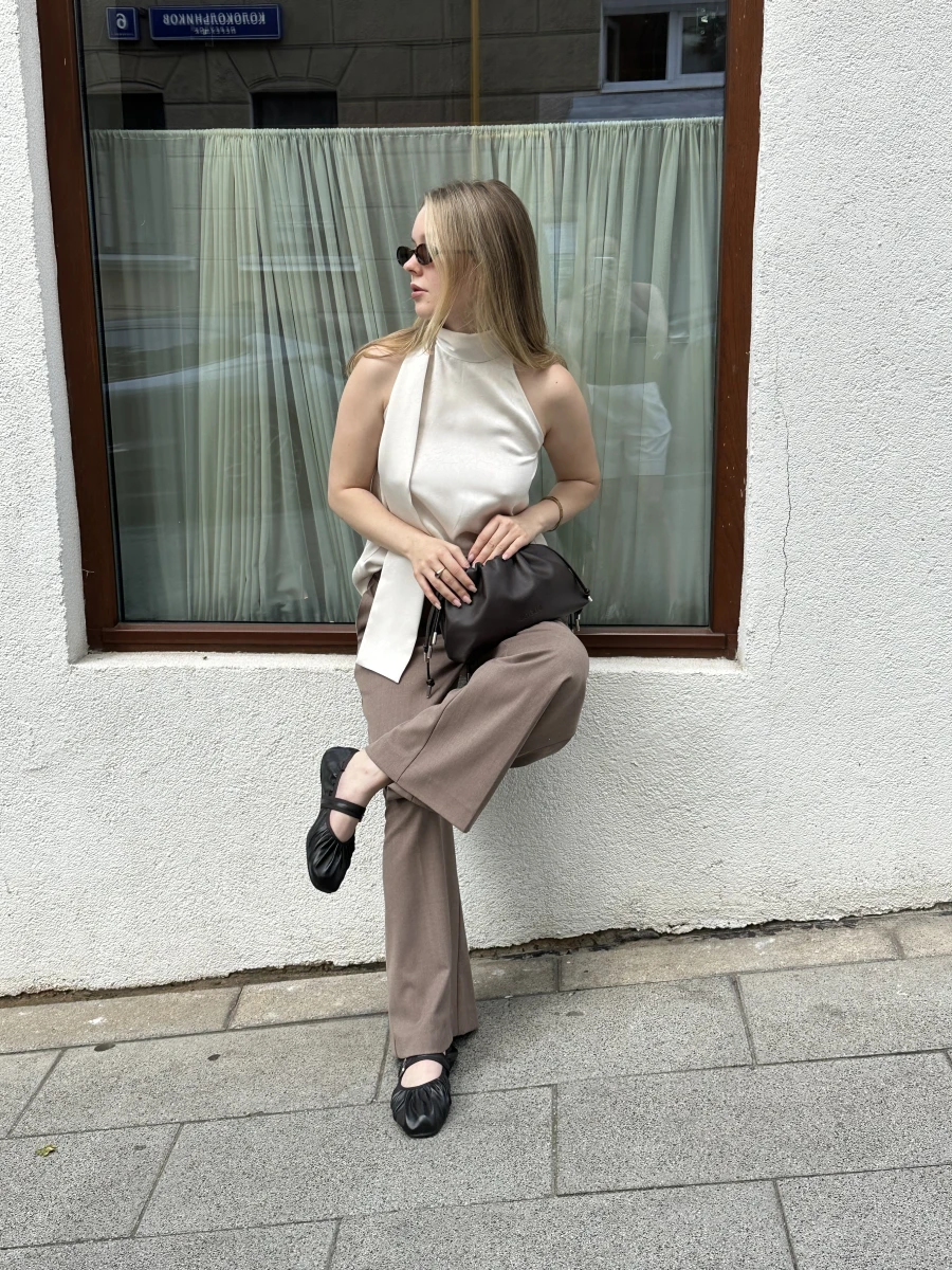 Фасад кафе «Анчоус клаб»