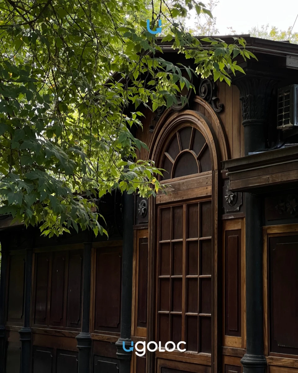 Старейшая трамвайная остановка Москвы