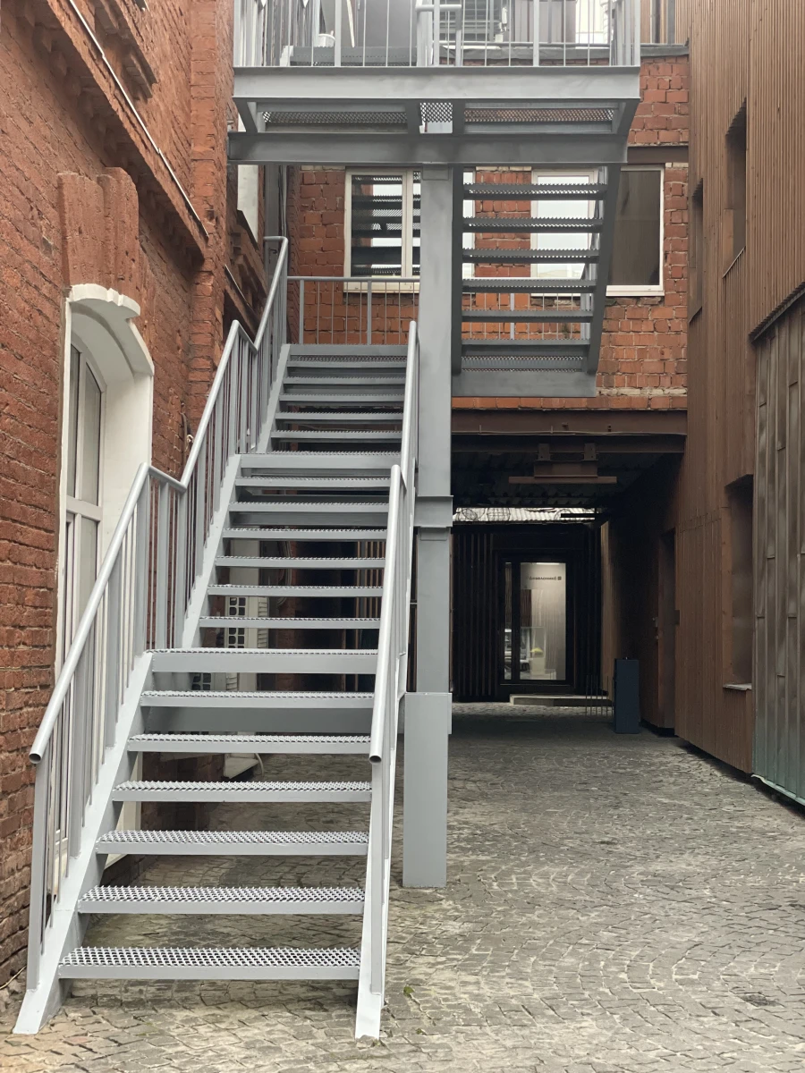 Лестница на Рябовской мануфактуре