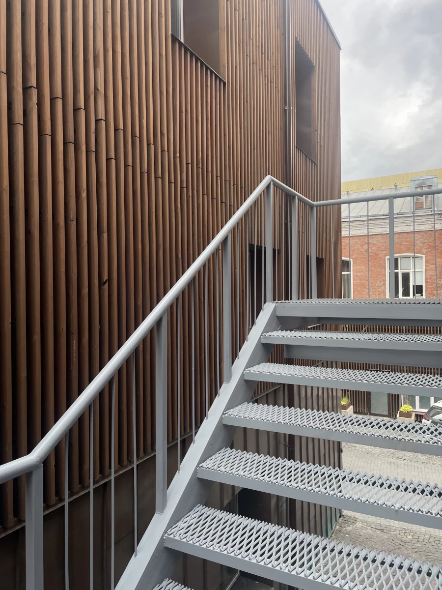 Лестница на Рябовской мануфактуре