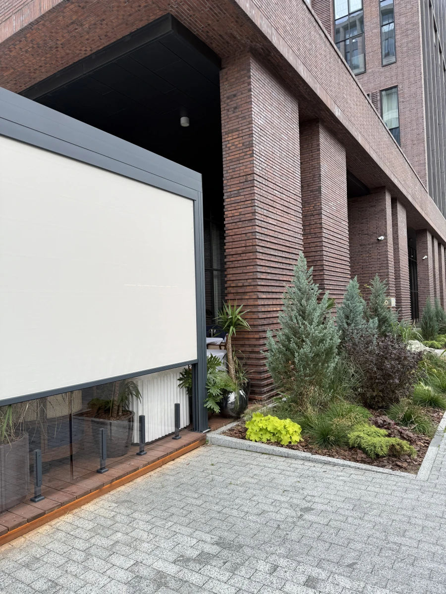 фасад ресторана Leo