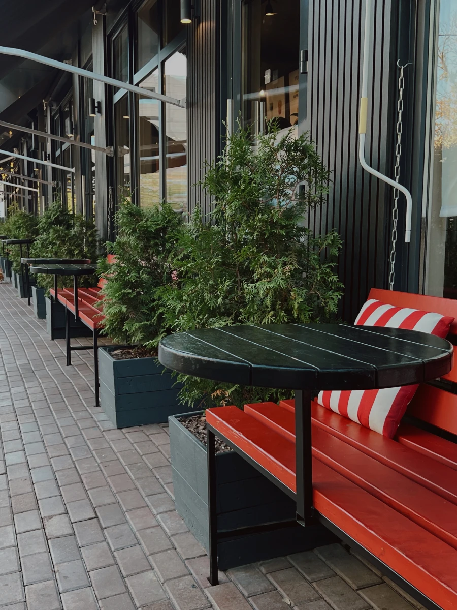 Веранда и фасад "Проморе"