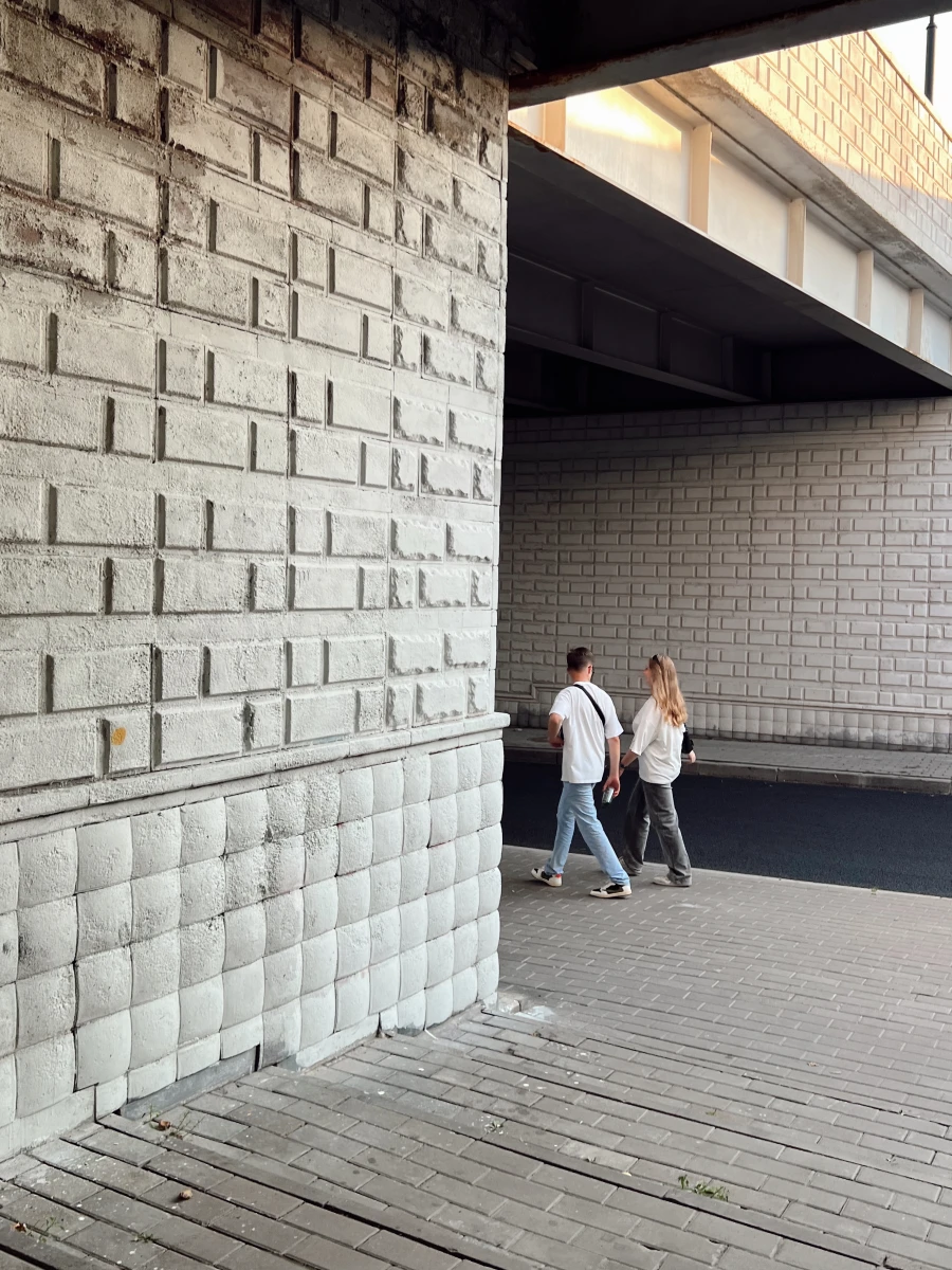 Красивая лестница рядом РАН