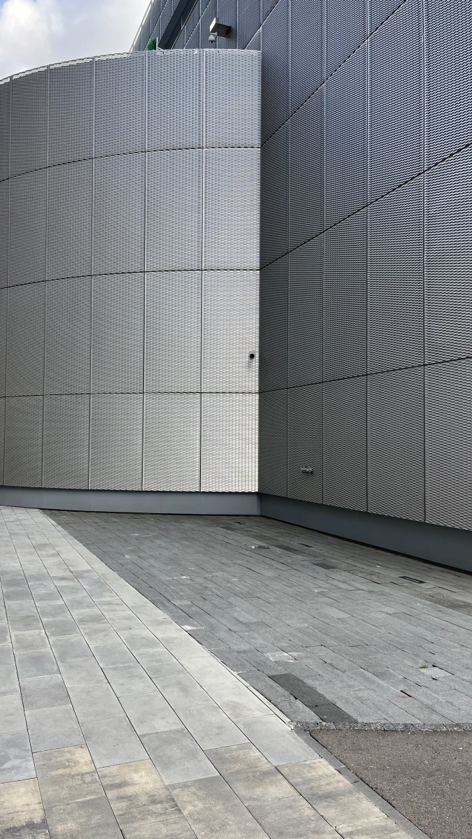 Футуристичное здание Музея русского импрессионизма