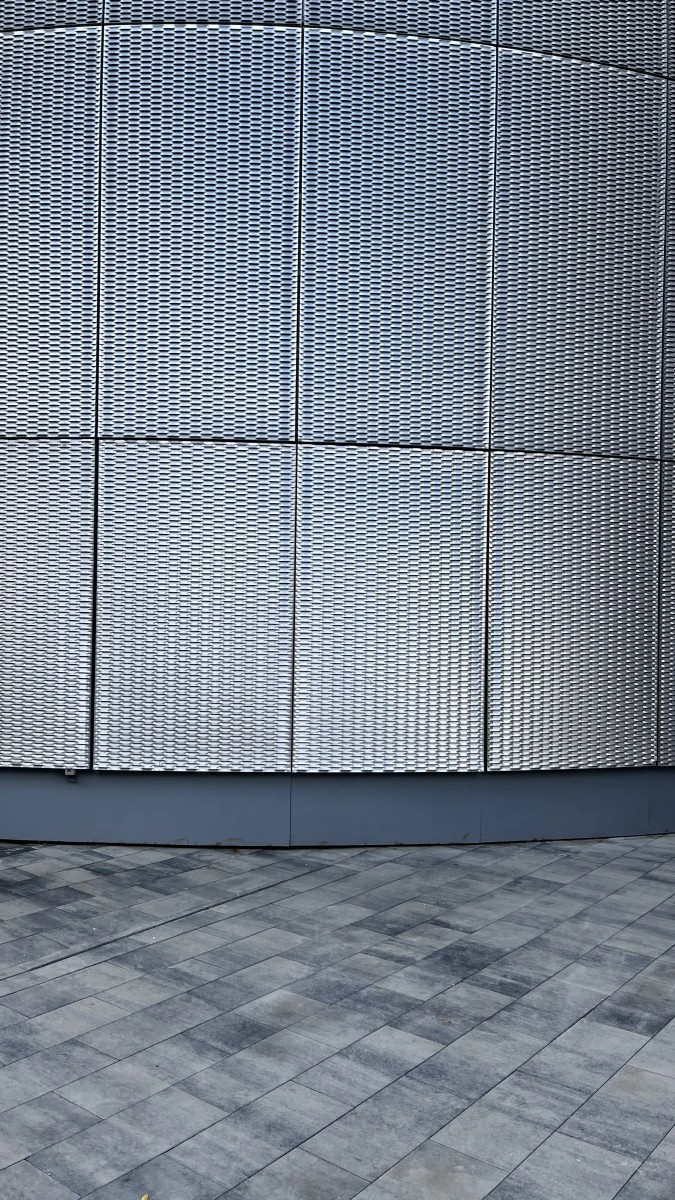 Футуристичное здание Музея русского импрессионизма