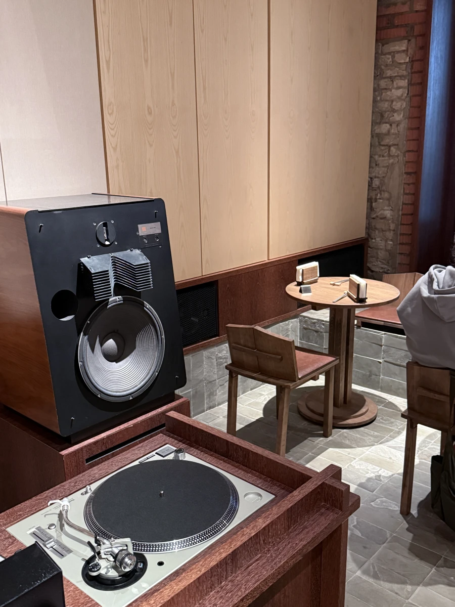 Ресторан Found ramen & recordo