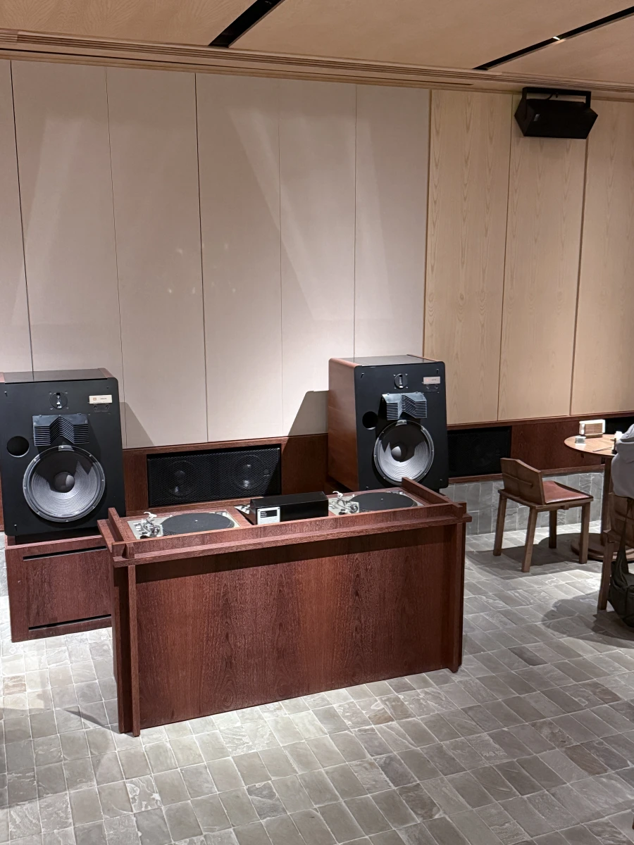 Ресторан Found ramen & recordo