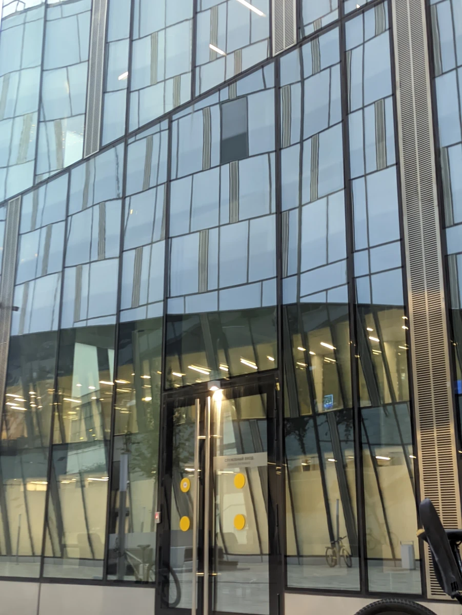 Стеклянный комплекс общежитий МГТУ им. Баумана