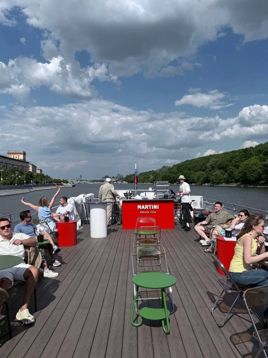 Круизный лайнер Cruise 2