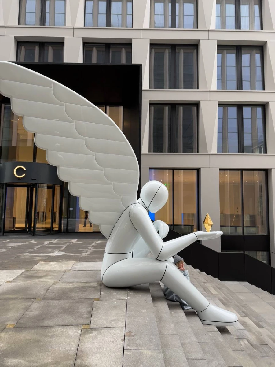 Скульптура ангела