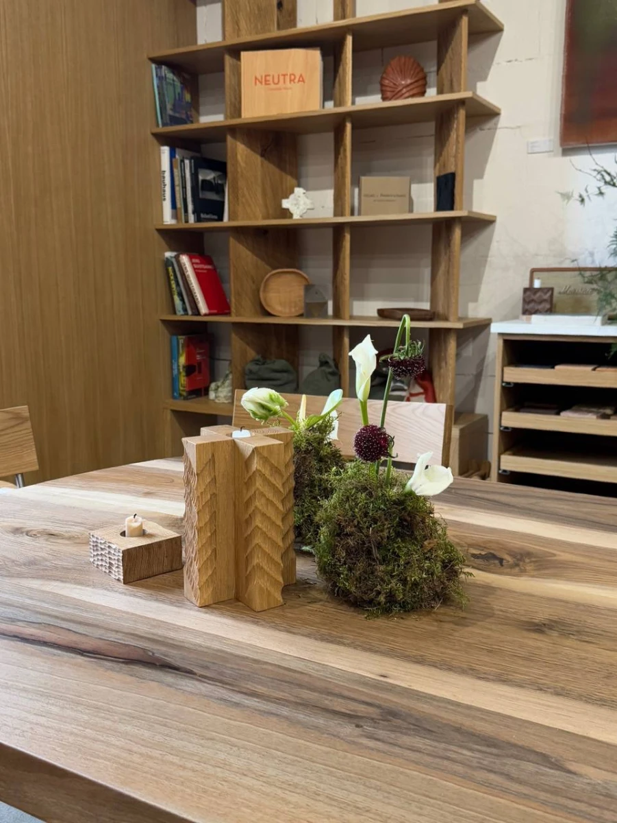 Кафе и мебельный салон Uclad space