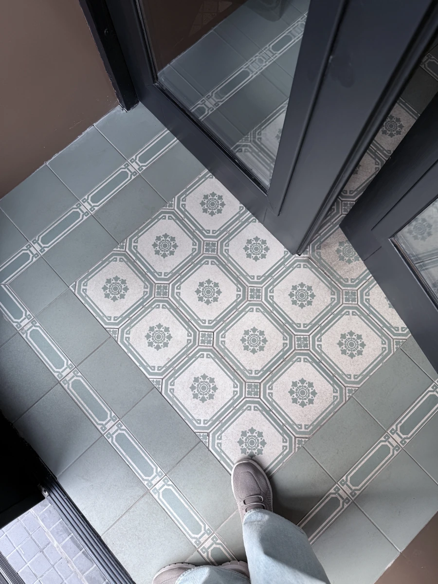 Бистро Tro Trompette