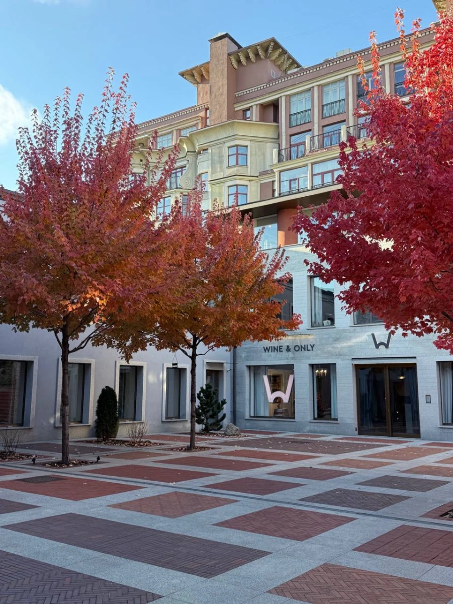 Двор ресторана Share