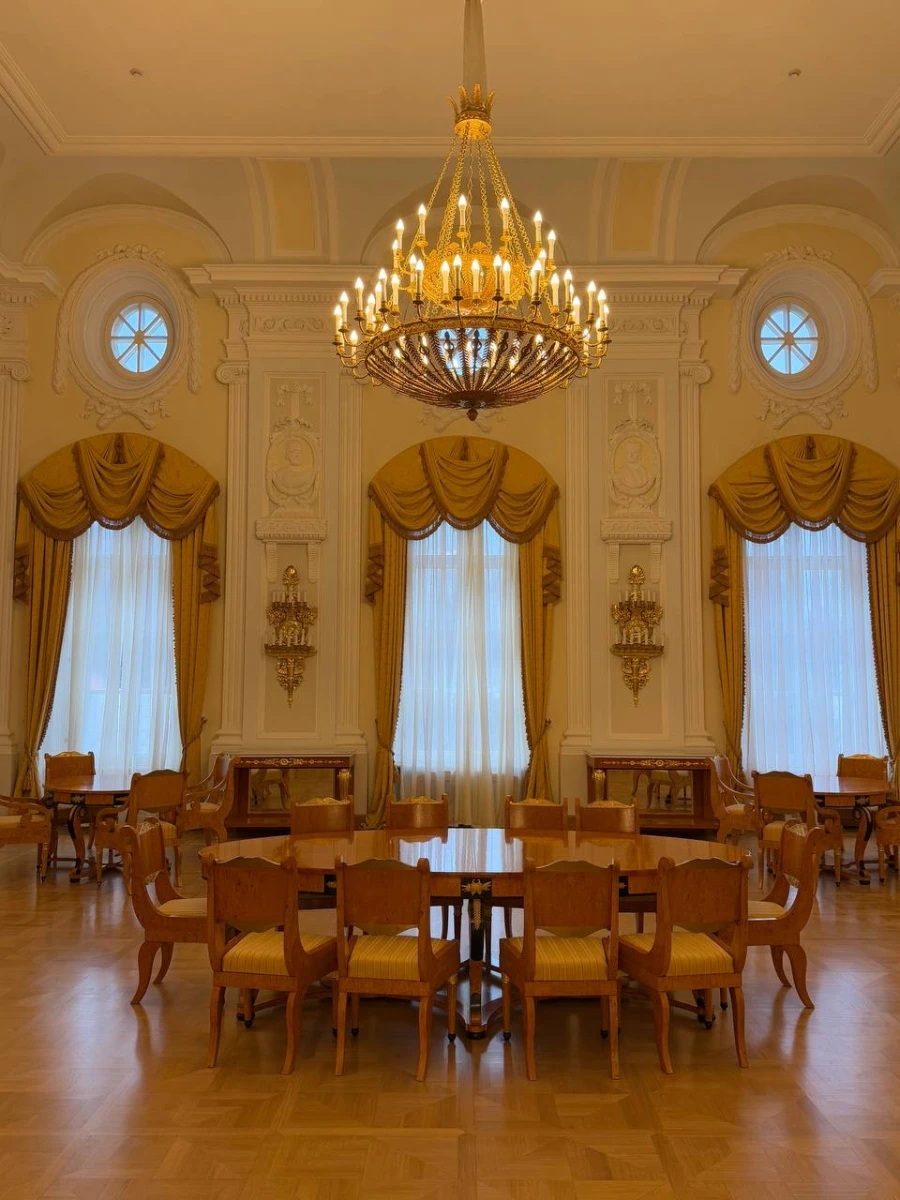 Петровский путевой дворец