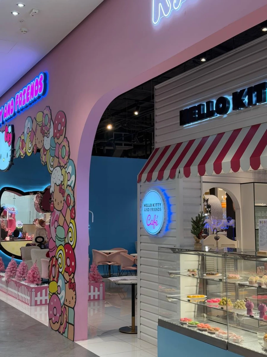 Кафе Hello Kitty
