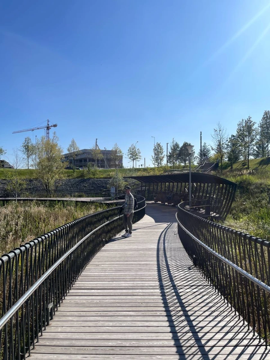 Выставка «Здесь и сейчас»