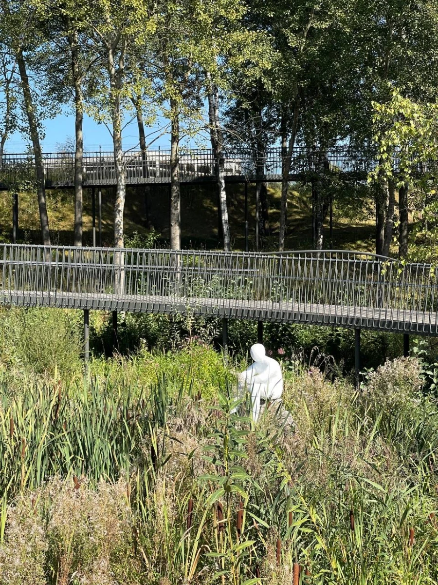 Выставка «Здесь и сейчас»