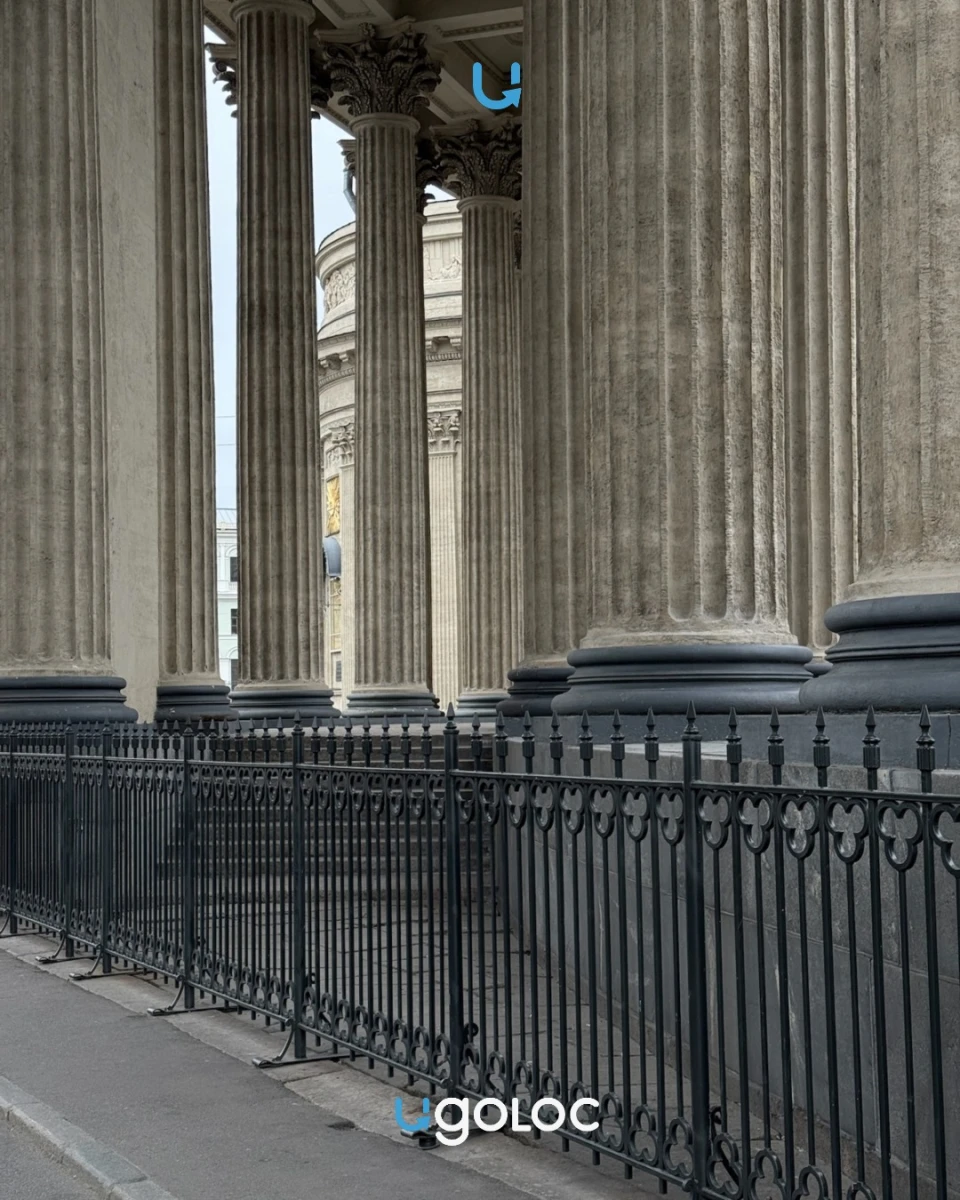 Колонны Казанского собора