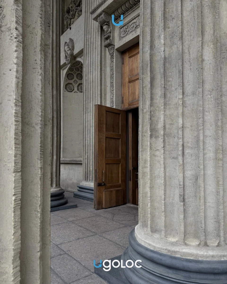 Колонны Казанского собора