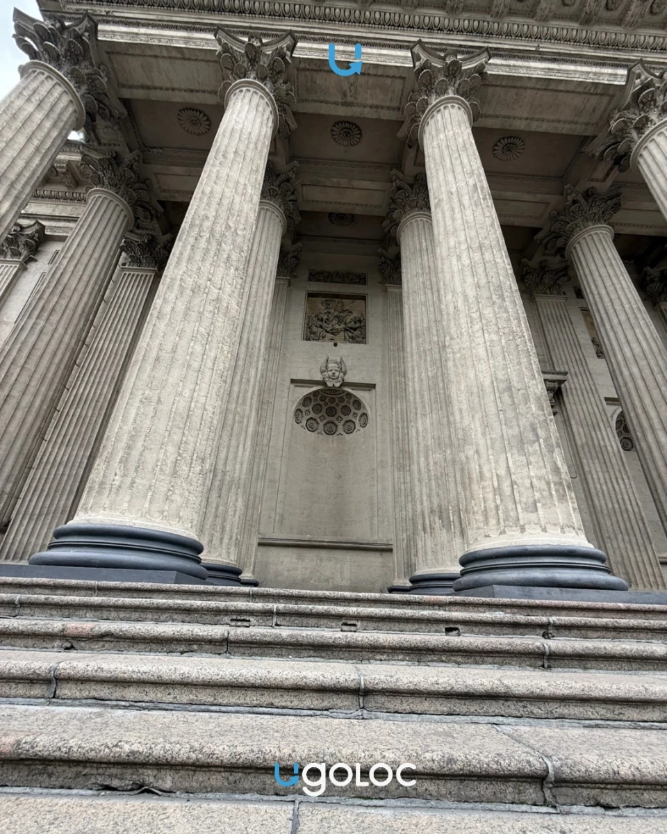 Колонны Казанского собора