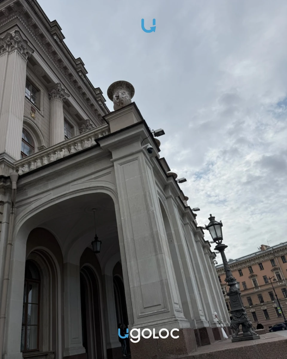 Исаакивская площадь, 6