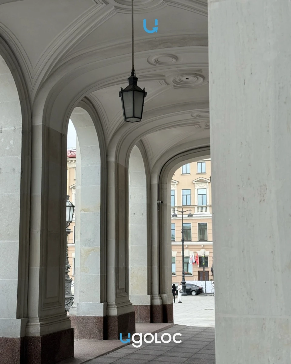 Исаакивская площадь, 6