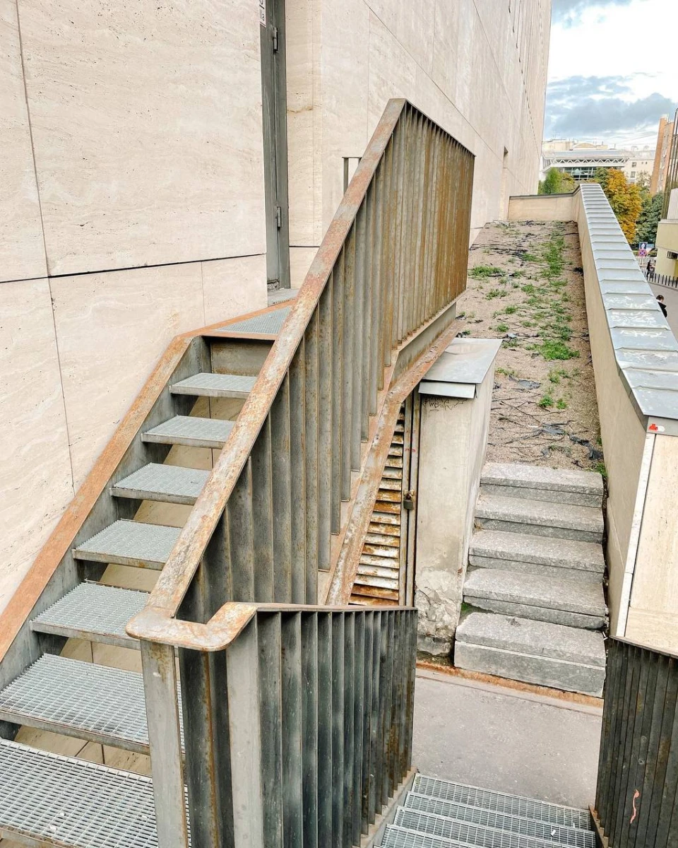 Универмаг Цветной