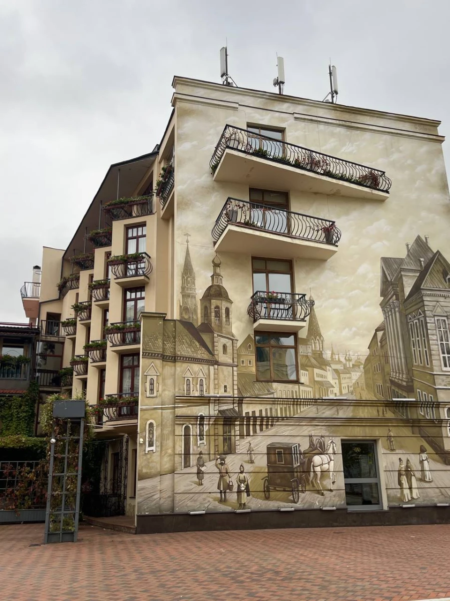 Тифлисский дворик