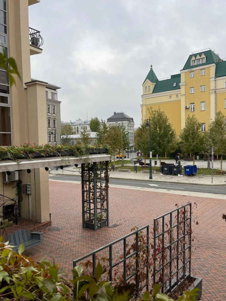 Тифлисский дворик