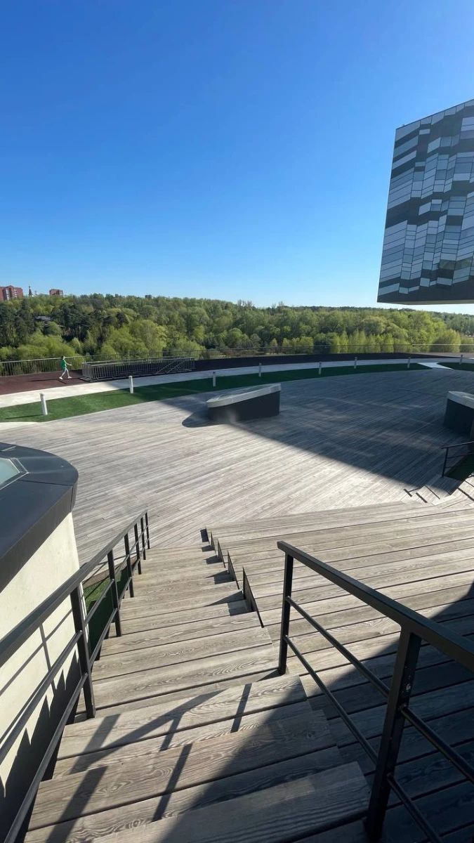Смотровая площадка МШУ Сколково