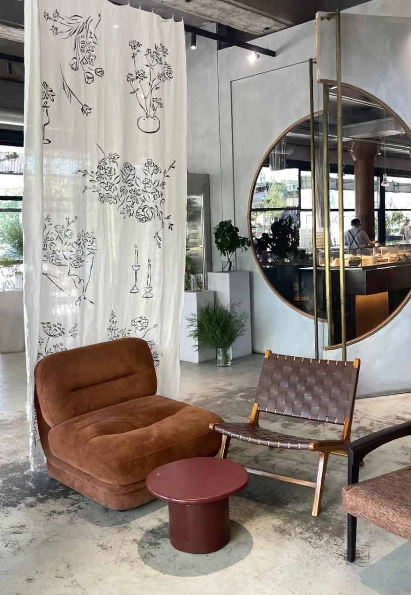 Blossom Garden & Coffee Elleven