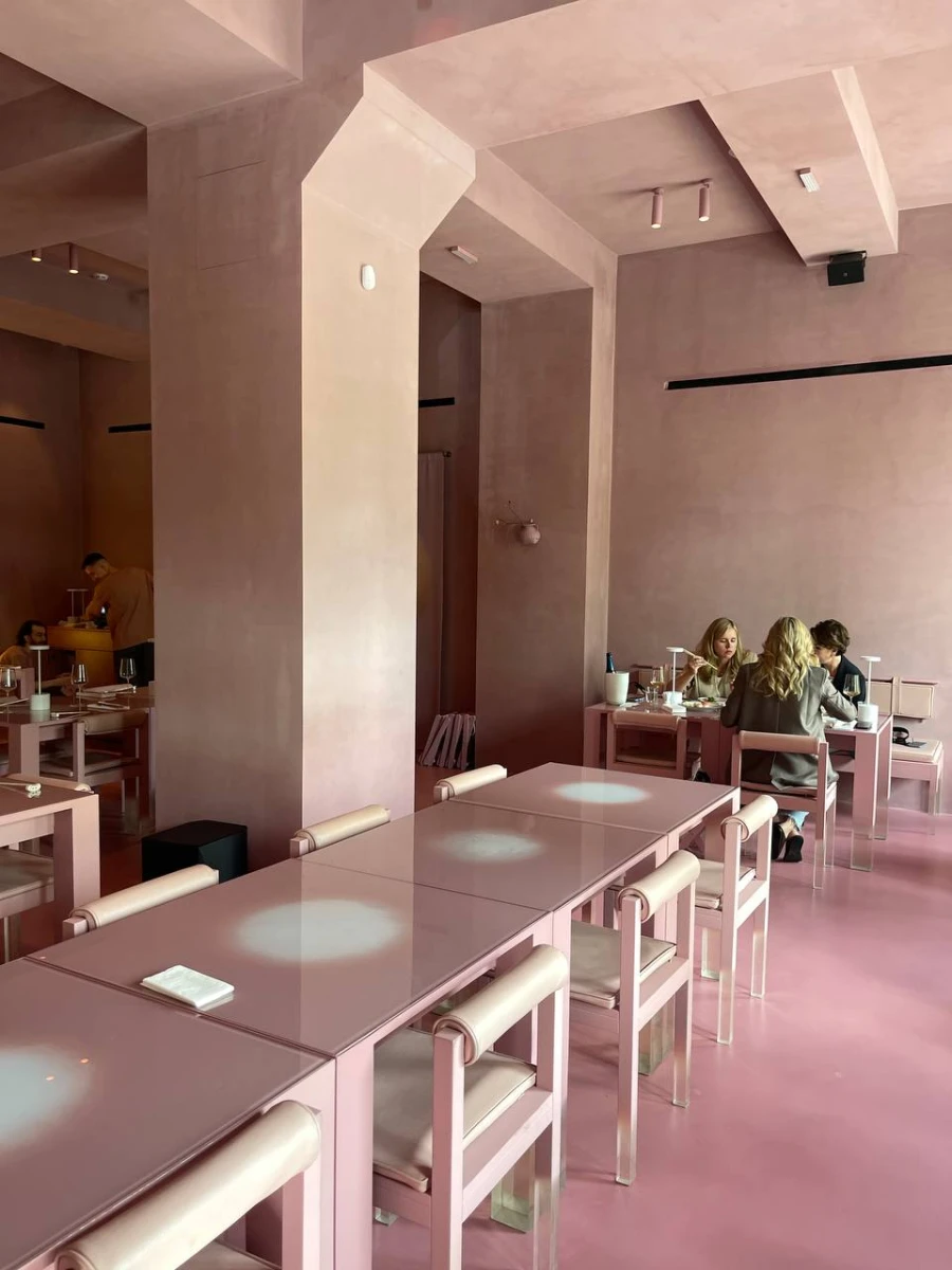 Ресторан Fullmoon