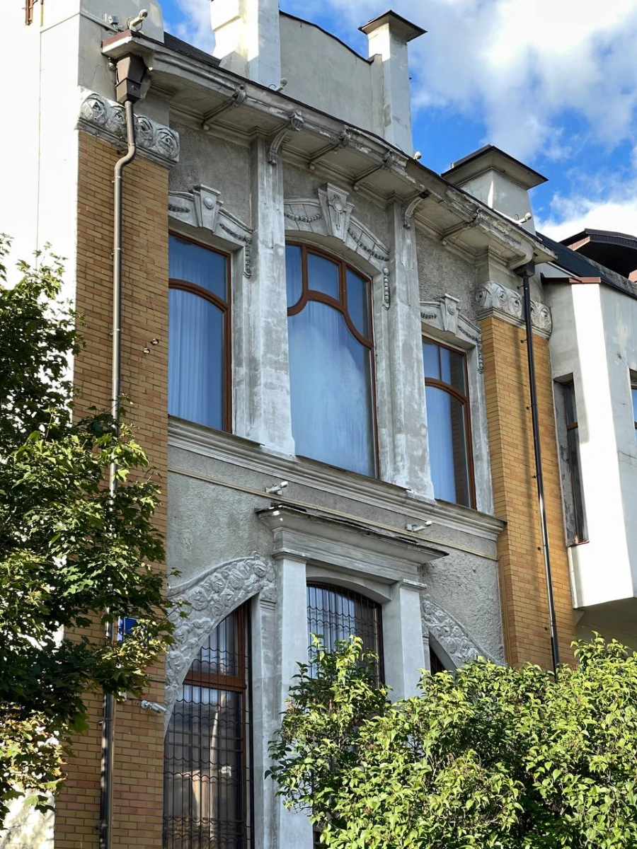 Особняк Правдиной