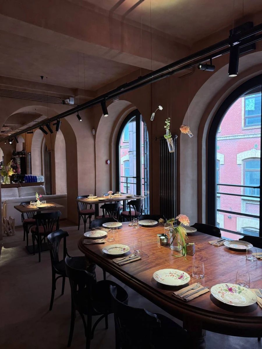 Ресторан За крышей