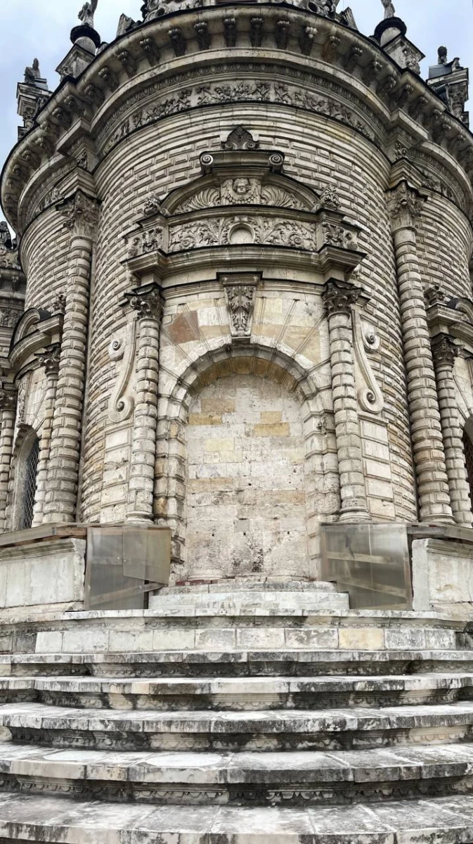 Церковь Знамения Пресвятой Богородицы в Дубровицах